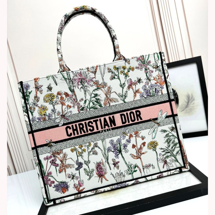 chr1st1an D10r shopping bags